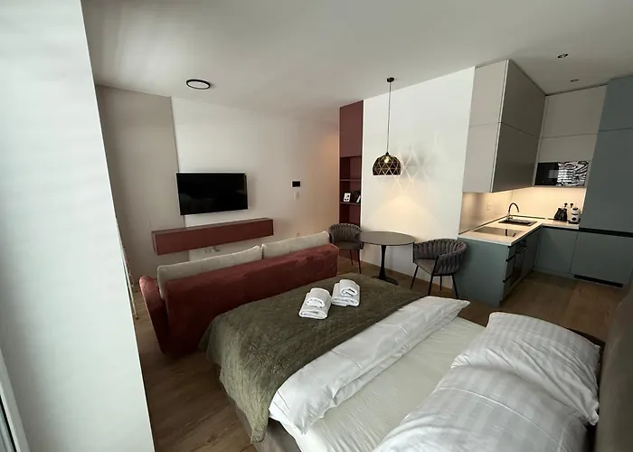 Pod Hajom Апартаменты Липтовски-Микулаш